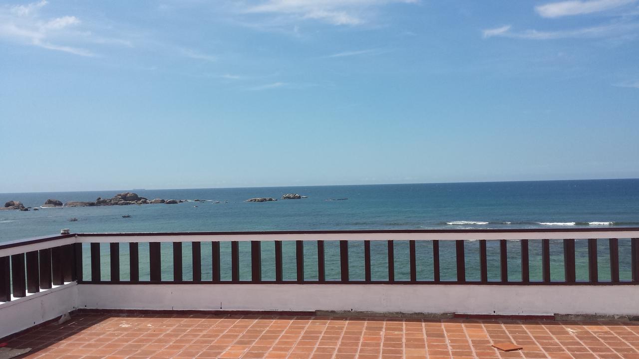Coral Seas Beach Hikkaduwa Extérieur photo