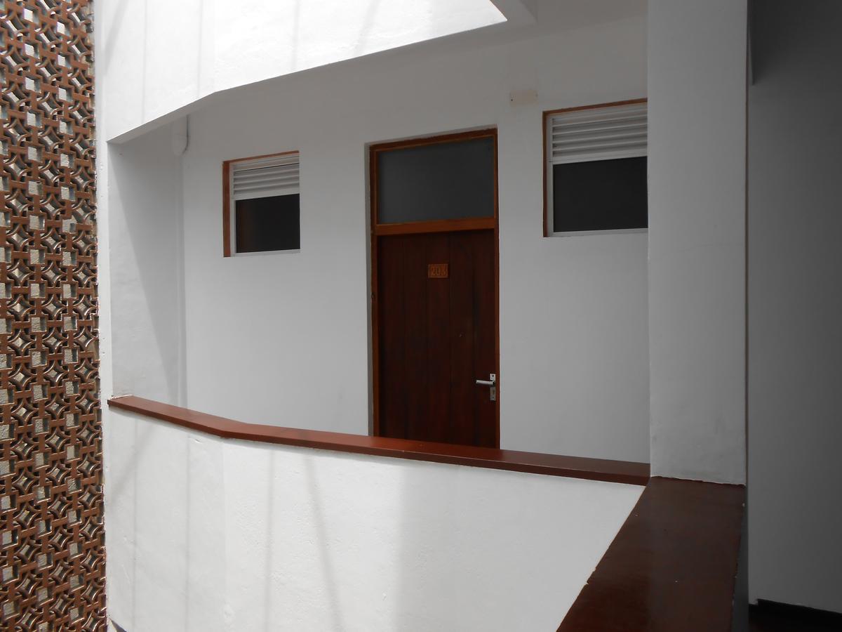Coral Seas Beach Hikkaduwa Extérieur photo