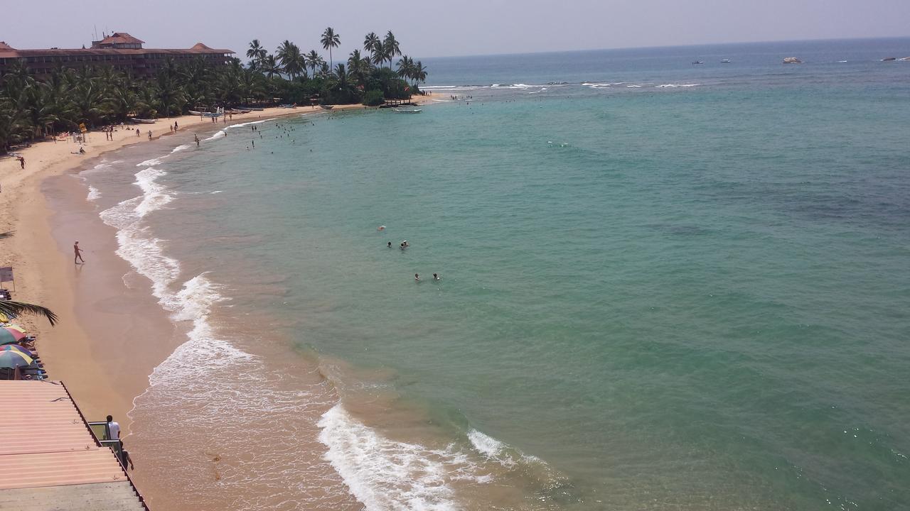 Coral Seas Beach Hikkaduwa Extérieur photo